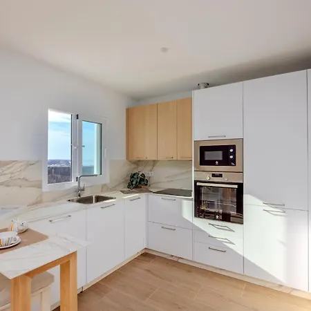 Serena Del Mar By Livvo * Playa Blanca (Lanzarote)